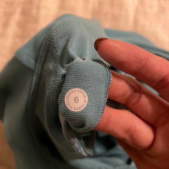 Lululemon Wunder Train Racerback Tank Top - Picture 4 of 4